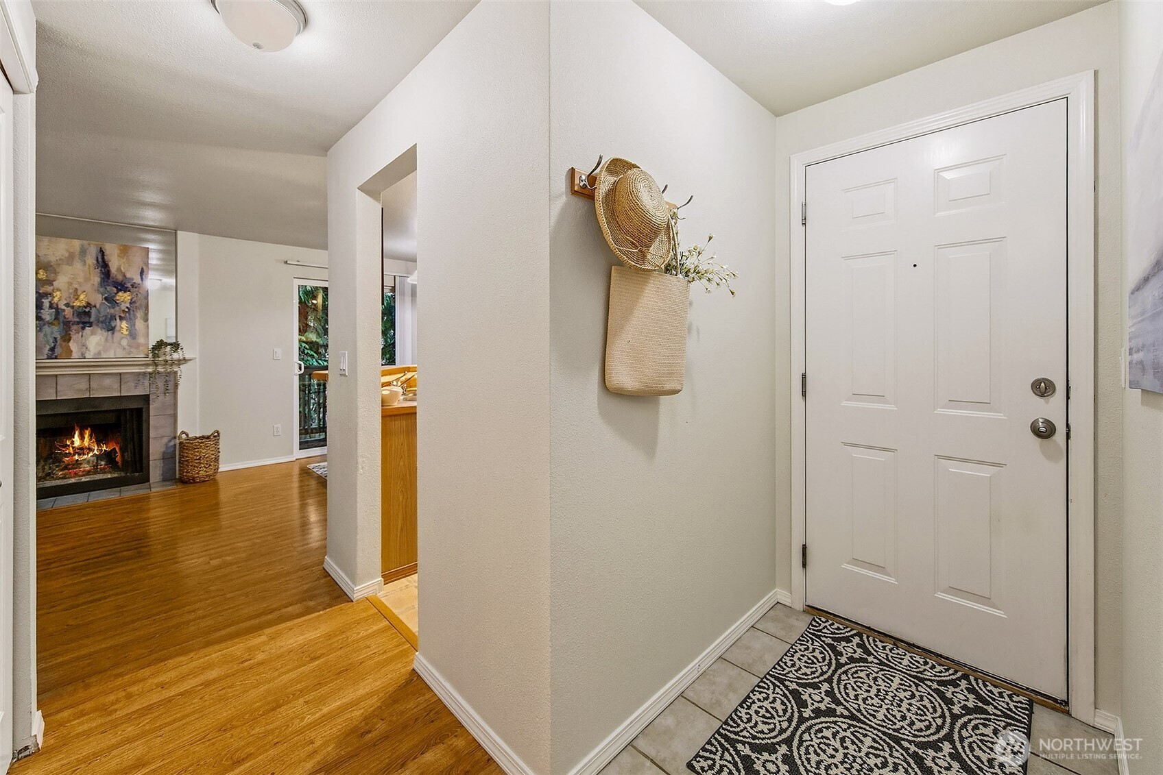 1009 112th Street Southeast, Unit B203 Everett, WA 98208 - Photo 3 of 19