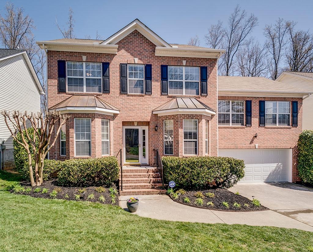 728 Station View Road Knoxville, TN 37919 - Photo 1 of 19 728 Station View