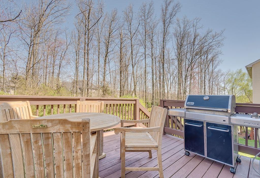 728 Station View Road Knoxville, TN 37919 - Photo 17 of 19 Deck