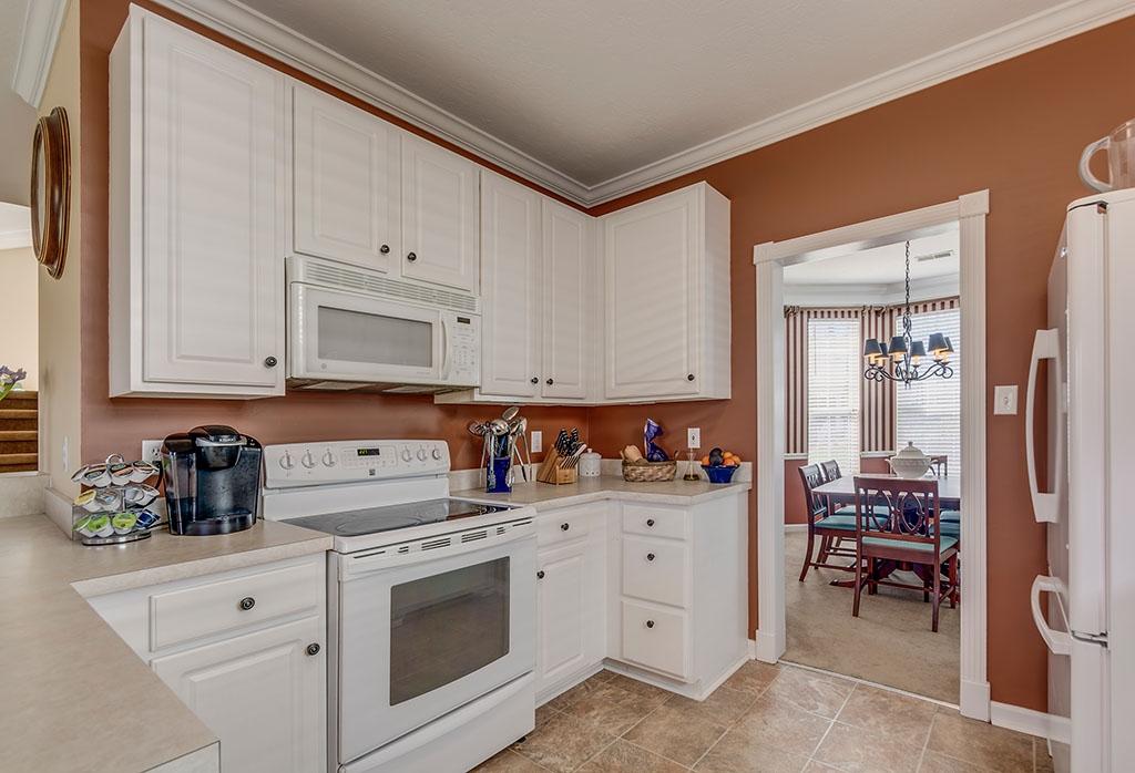728 Station View Road Knoxville, TN 37919 - Photo 7 of 19 Kitchen