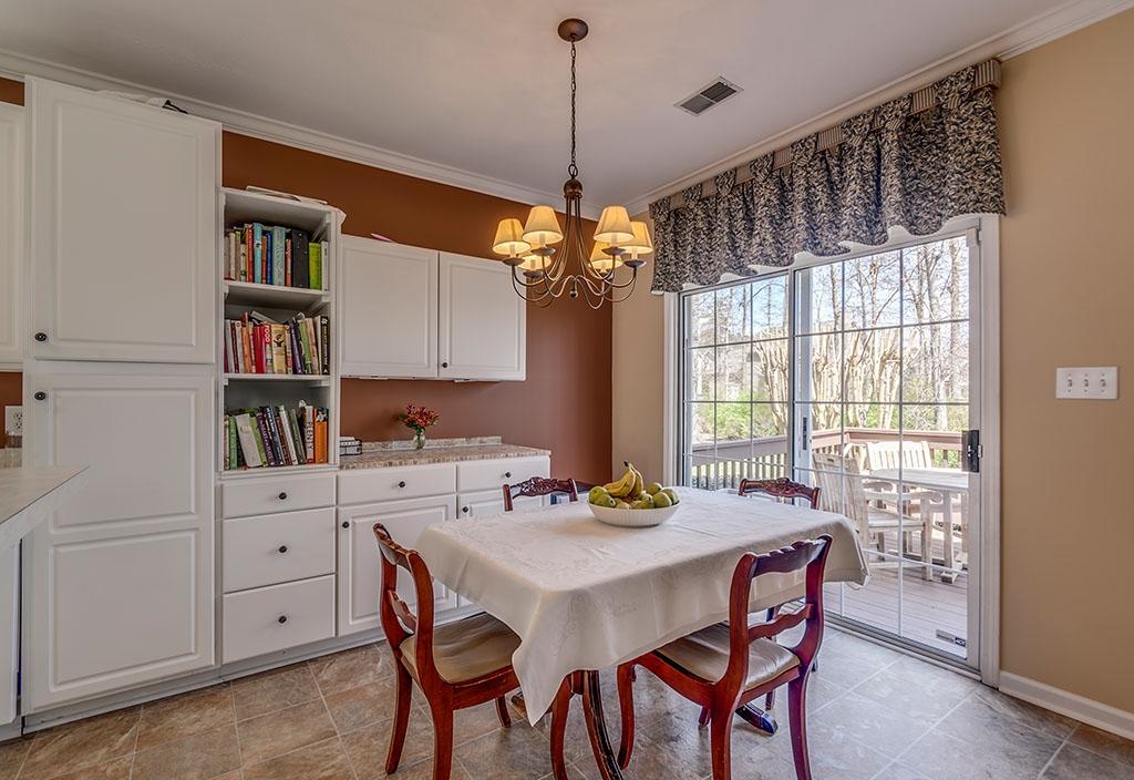 728 Station View Road Knoxville, TN 37919 - Photo 9 of 19 Breakfast Room