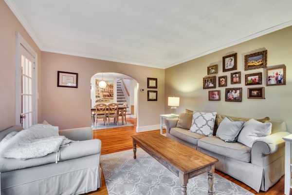 9 Wells Road Reading, MA 01867 - Photo 9 of 26 Gallery Image 9
