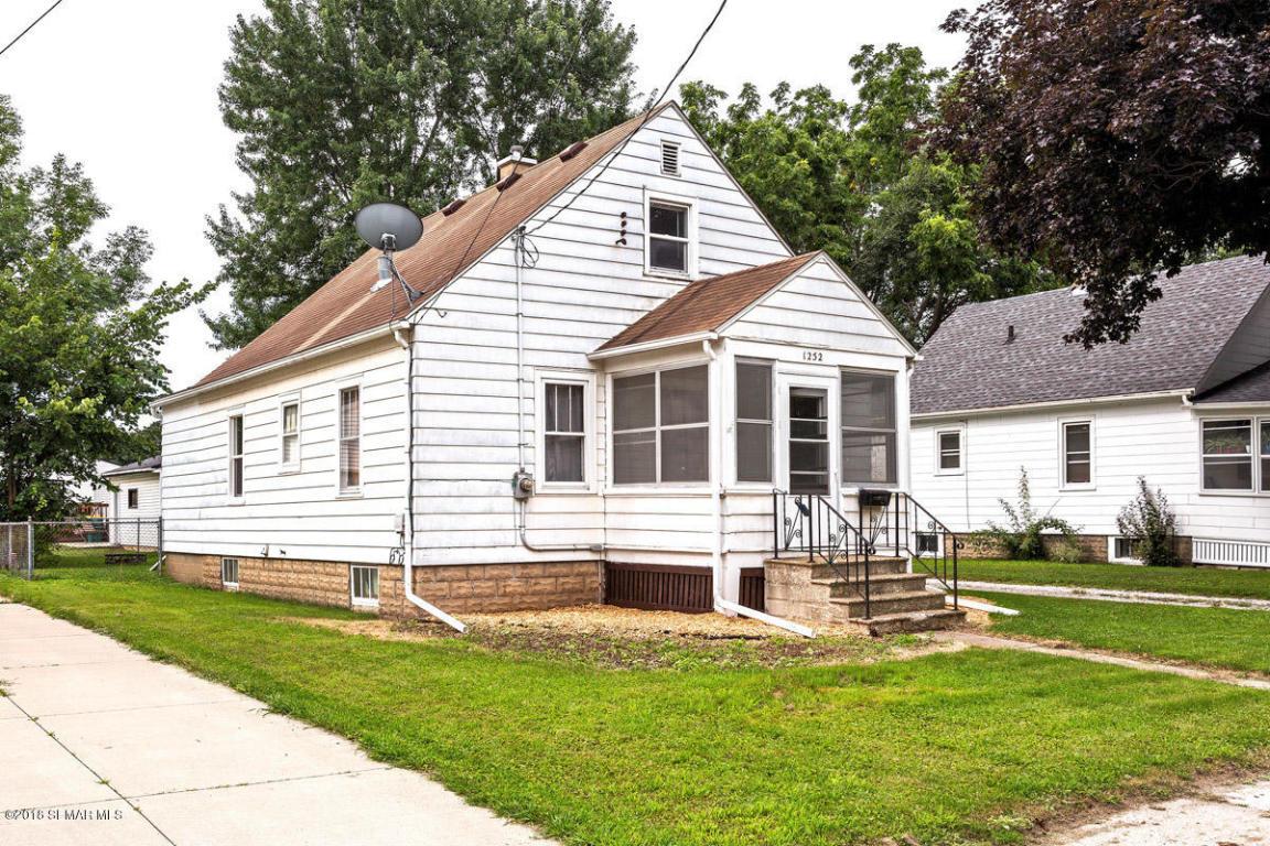 1252 4th Street Northeast Rochester, MN 55906 - Photo 1 of 17 Gallery Image 1