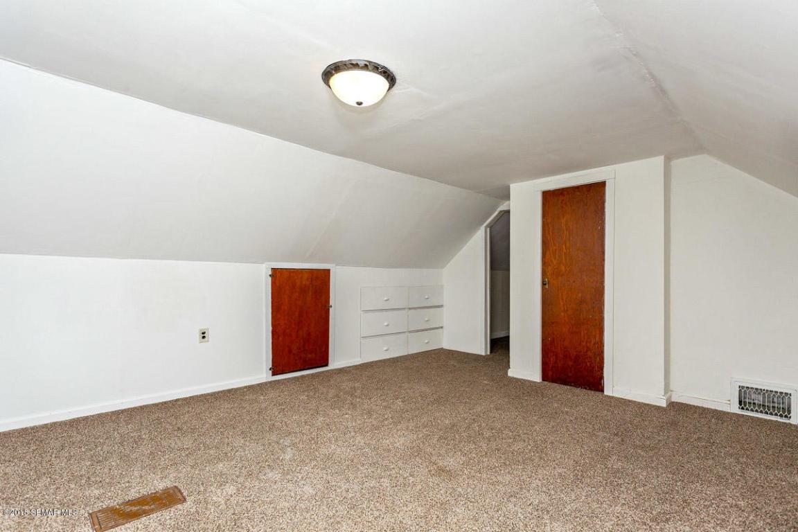 1252 4th Street Northeast Rochester, MN 55906 - Photo 13 of 17 Gallery Image 13