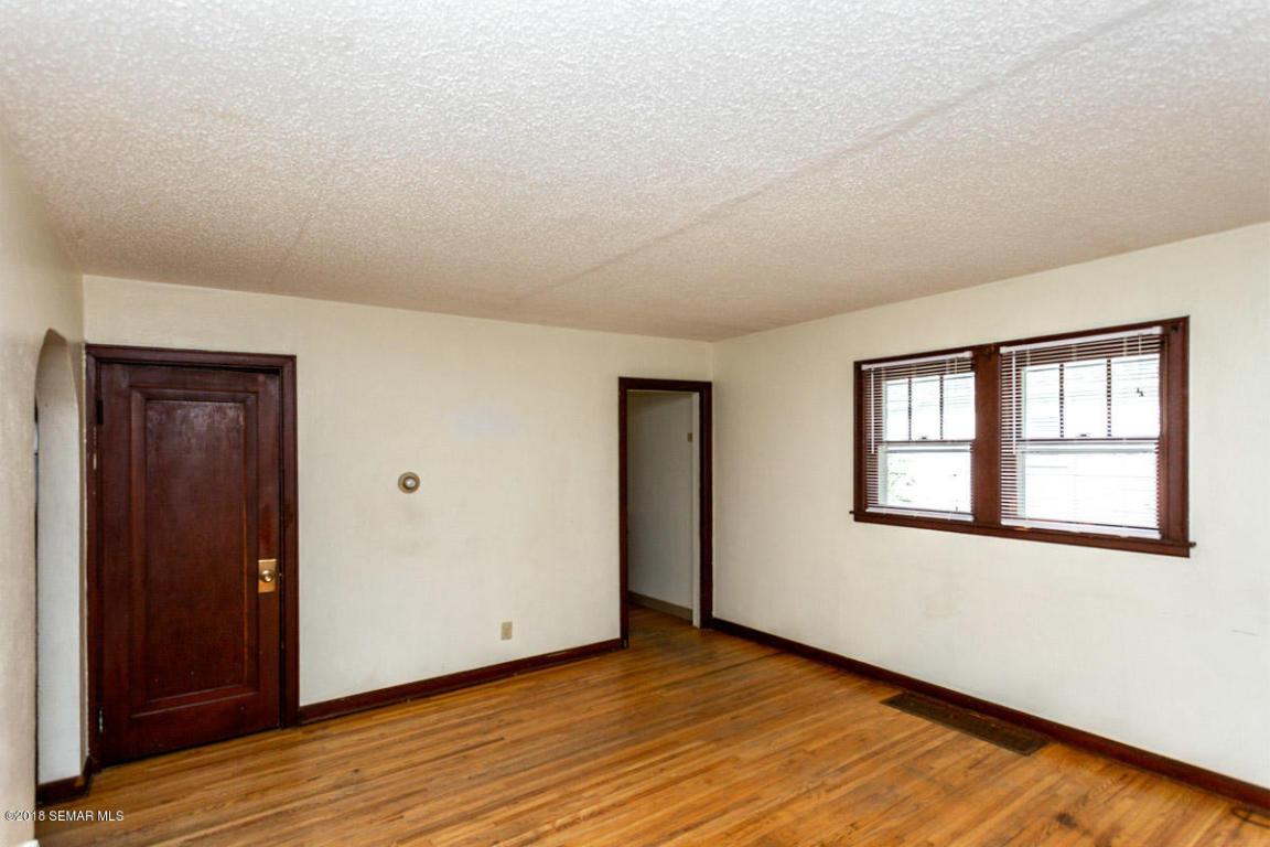 1252 4th Street Northeast Rochester, MN 55906 - Photo 4 of 17 Gallery Image 4
