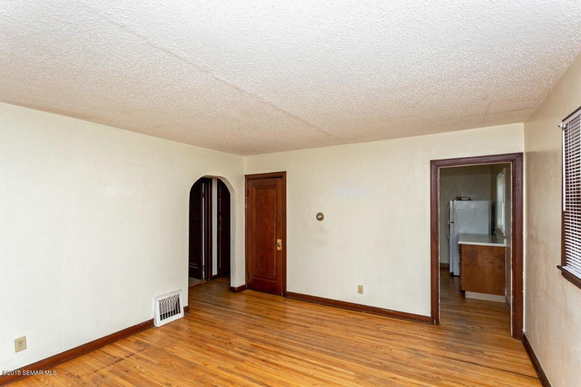 1252 4th Street Northeast Rochester, MN 55906 - Photo 5 of 17 Gallery Image 5