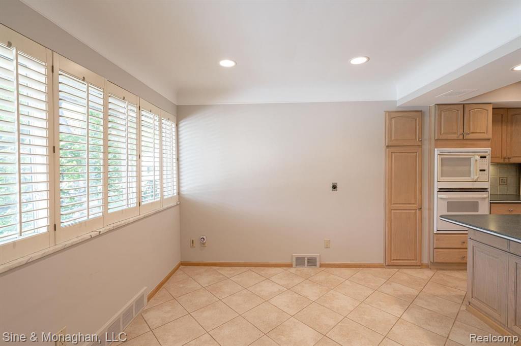 11 Willison Road Grosse Pointe Shores, MI 48236 - Photo 27 of 63