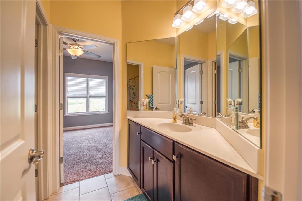 9010 South Mitthoeffer Road Indianapolis, IN 46259 - Photo 17 of 40 Gallery Image 17