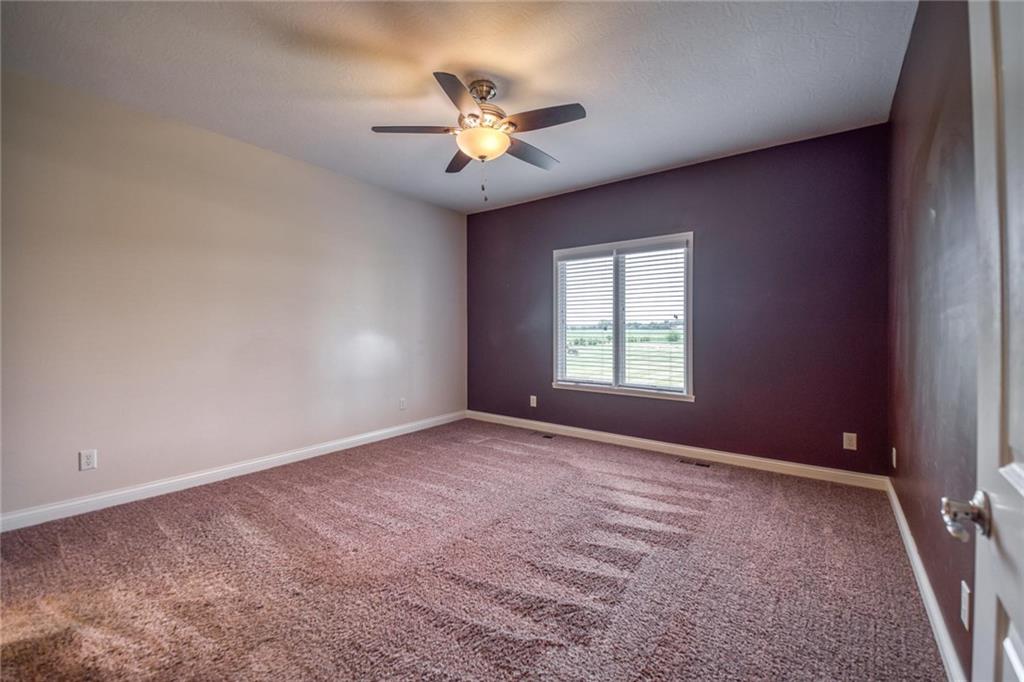 9010 South Mitthoeffer Road Indianapolis, IN 46259 - Photo 10 of 40 Gallery Image 10