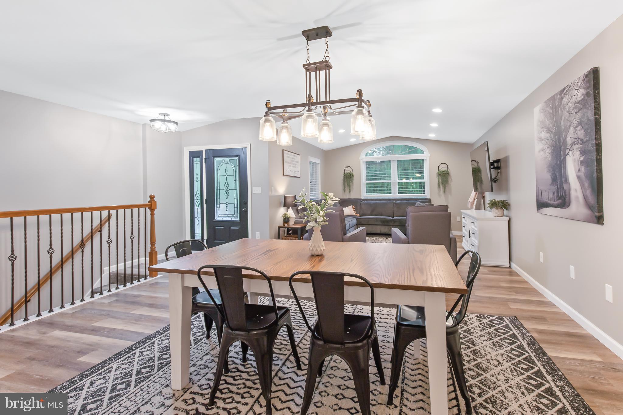 4 Stoudt Road Hummelstown, PA 17036 - Photo 8 of 40 Dining Room
