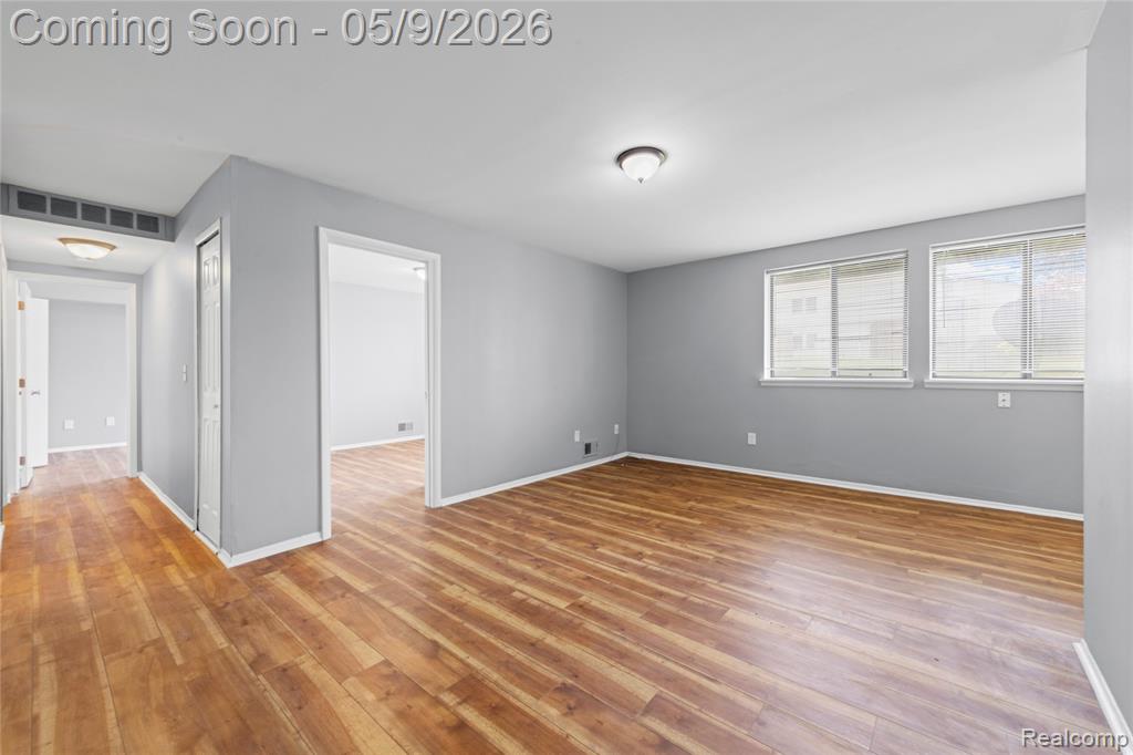 30052 West Twelve Mile Road, Unit 61 Farmington, MI 48334 - Photo 5 of 23