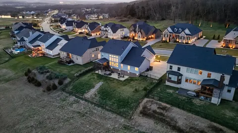 $1,295,000 | 7033 Fiddlers Glen Drive, Arrington, TN 37014