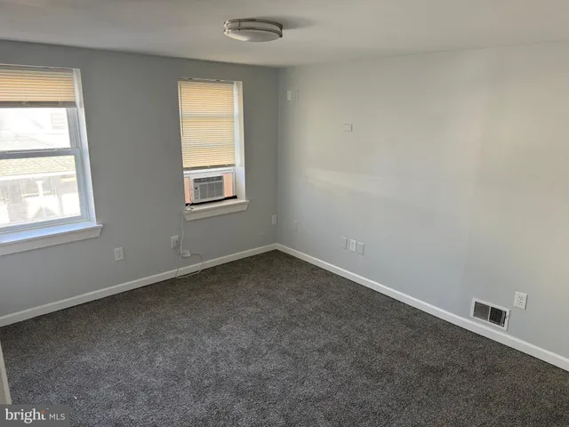 $2,650 | 58 East Monroe Street, Mount Holly, NJ 08060