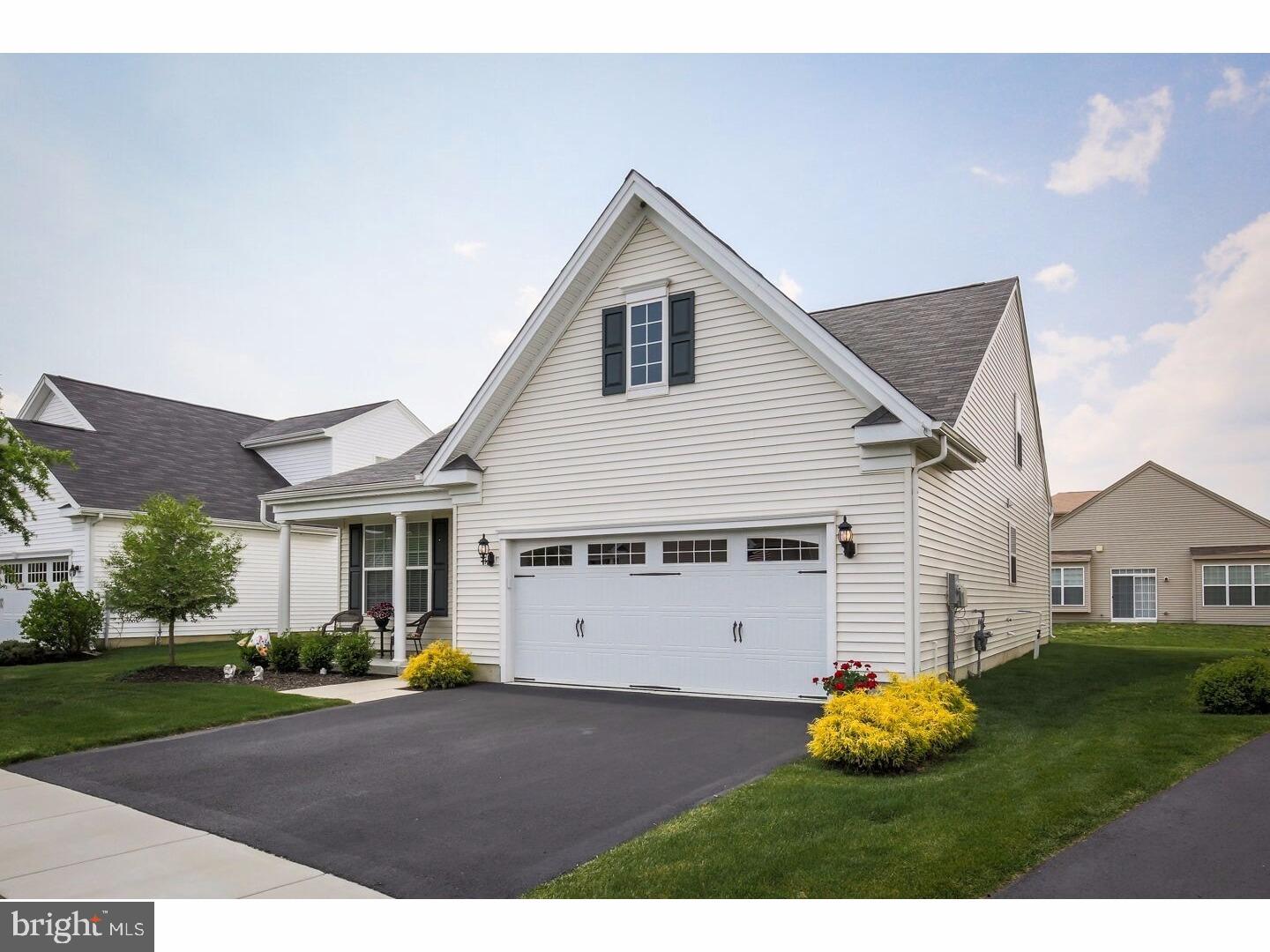59 Montclaire Road Medford, NJ 08055 - Photo 3 of 23 Exterior Front