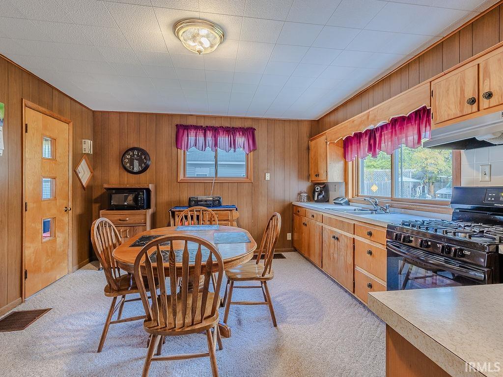 15502 Lima Road Huntertown, IN 46748 - Photo 6 of 16