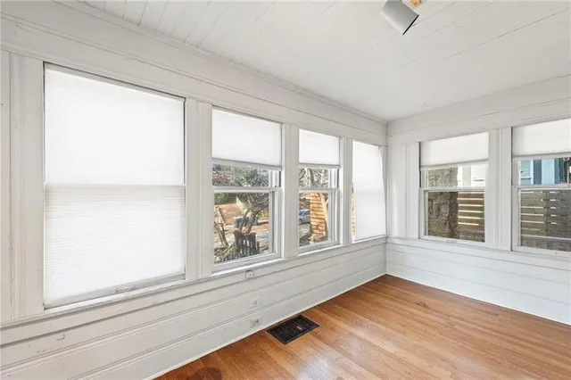 $310,000 | 3909 Charlotte Street, Kansas City, MO 64110