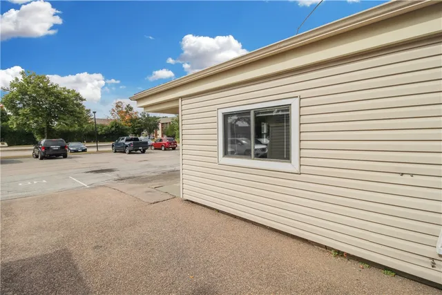 $1,500 | 55 Beach Street, Unit 11, Westerly, RI 02891