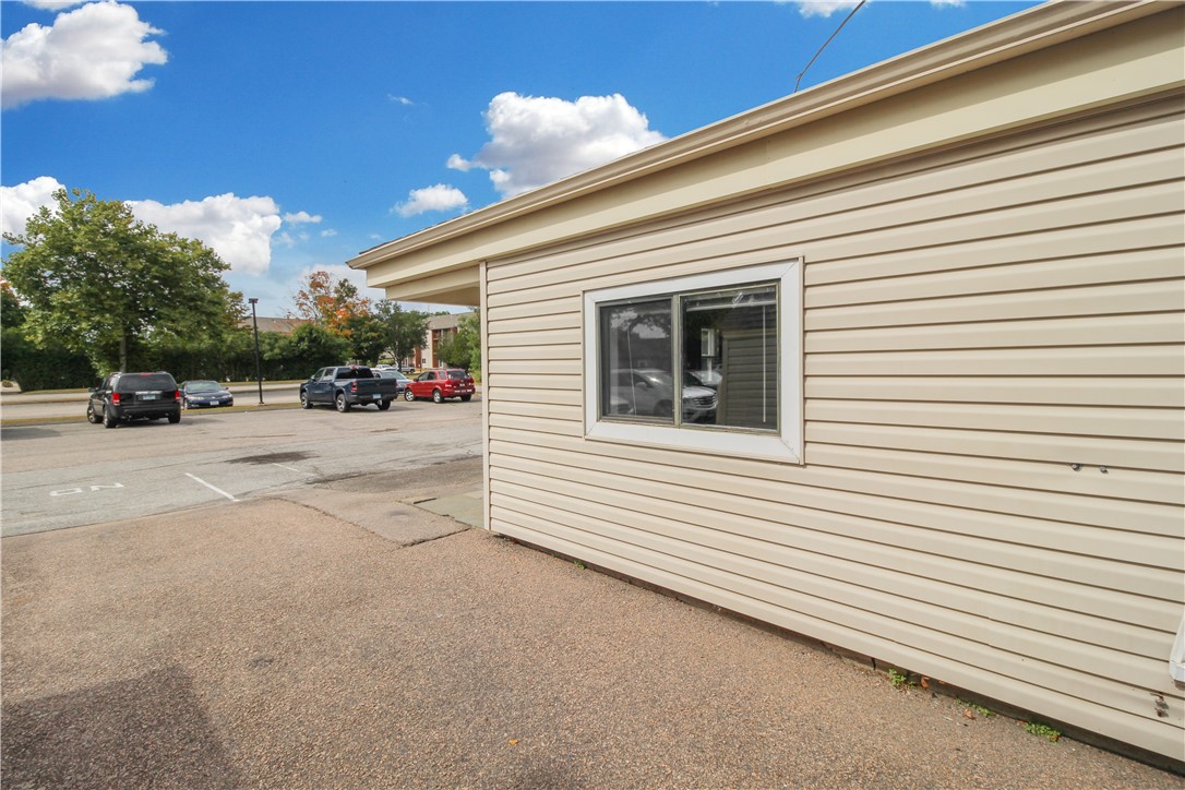 55 Beach Street, Unit 11 Westerly, RI 02891 - Photo 2 of 9