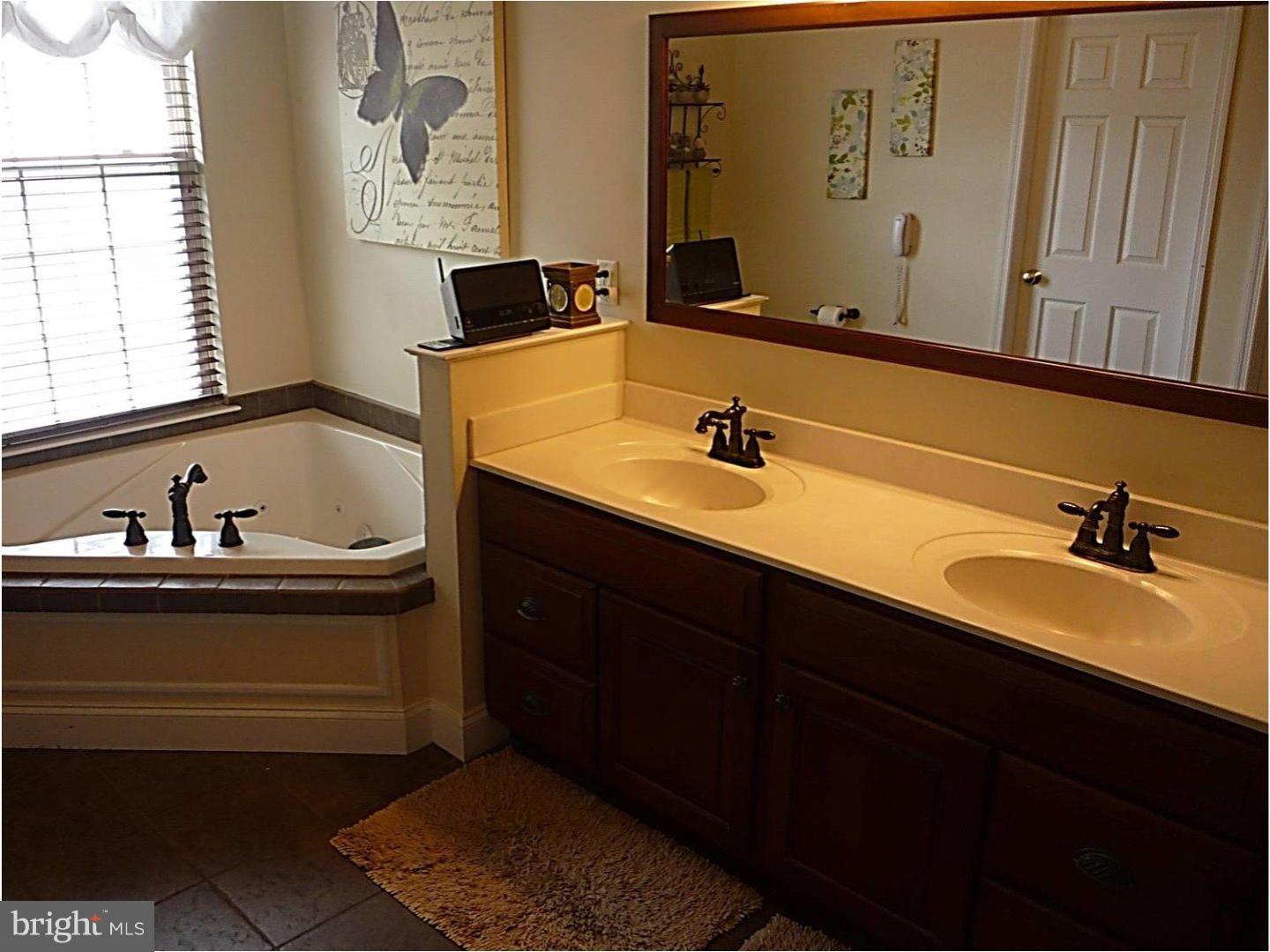 2516 Joshua Drive Sinking Spring, PA 19608 - Photo 16 of 25 Gallery Image 16