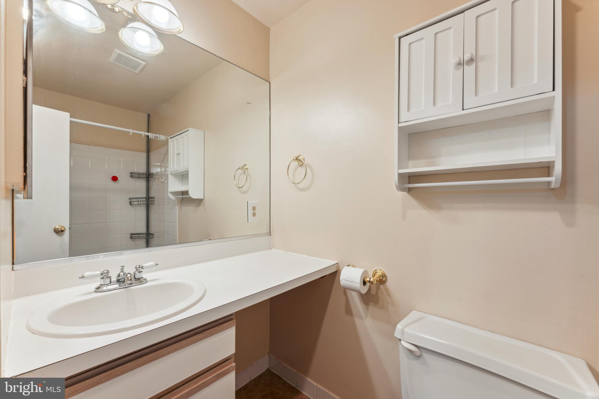 441 Tomlinson Road, Unit H1 Philadelphia, PA 19116 - Photo 16 of 21