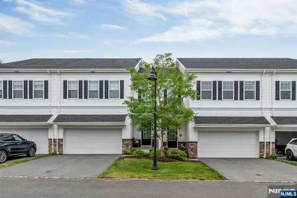 $1,049,910 | 62 Gerhard Place, Morris Township, NJ 07960
