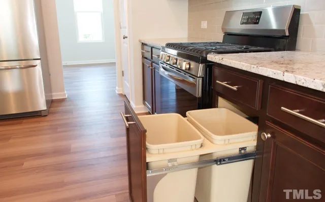 $2,600 | 1326 Barn Cat Way, Unit 231, Apex, NC 27502