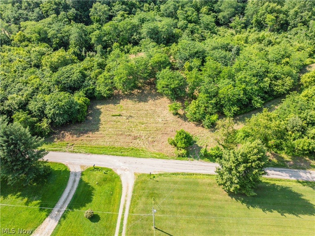 East Wheeling Road Zanesville, OH 43701 - Photo 2 of 38