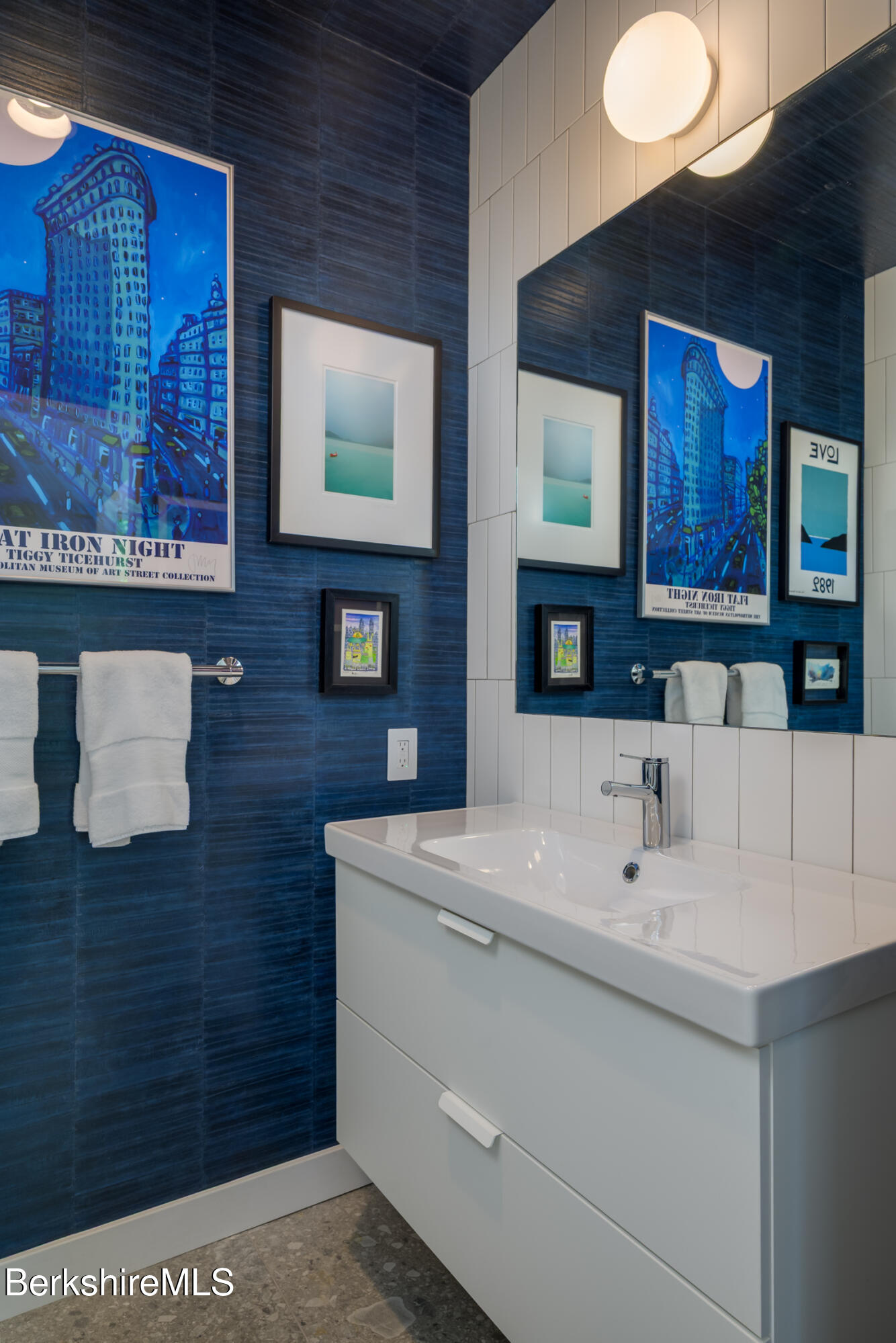 8 River Run Road, Unit 8 Williamstown, MA 01267 - Photo 28 of 38 Powder Room