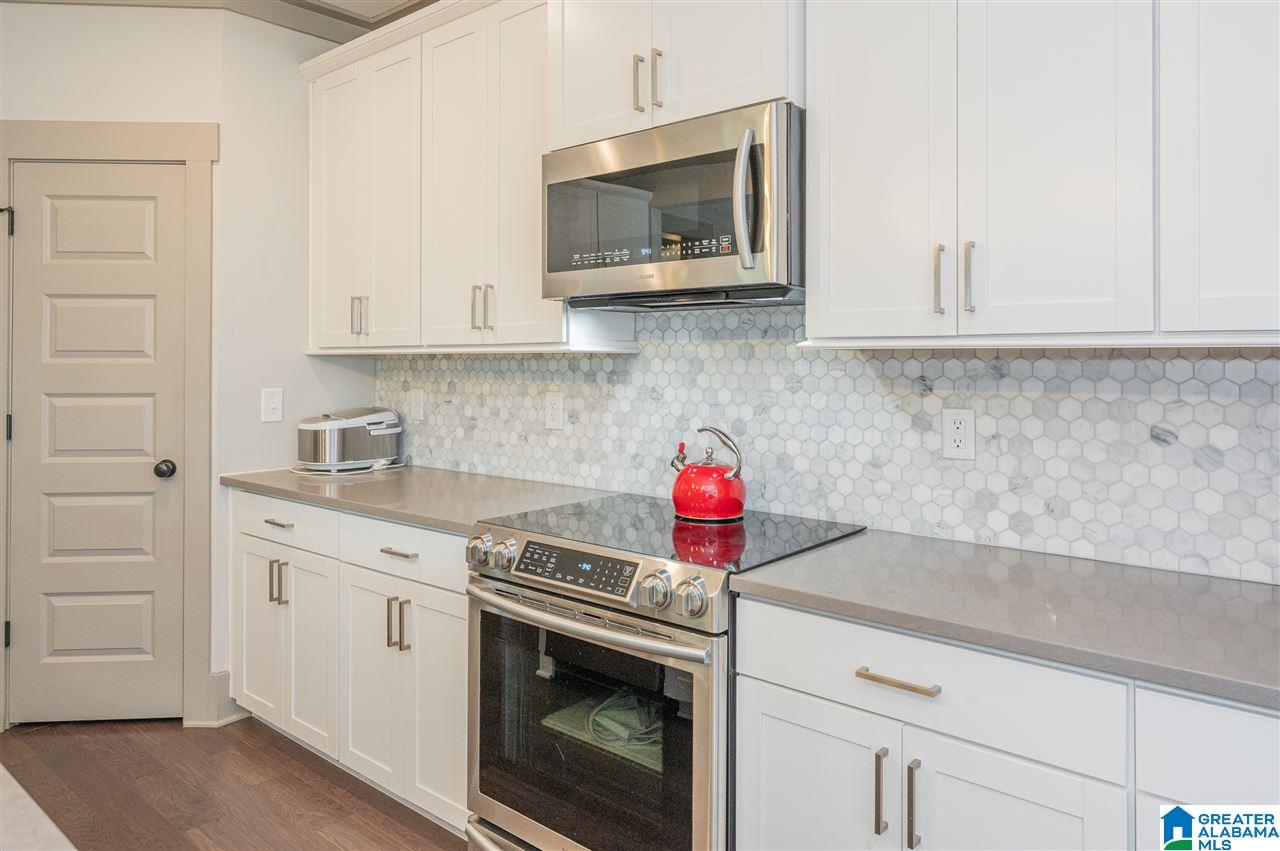 2273 Samuel Pass Birmingham, AL 35226 - Photo 9 of 50