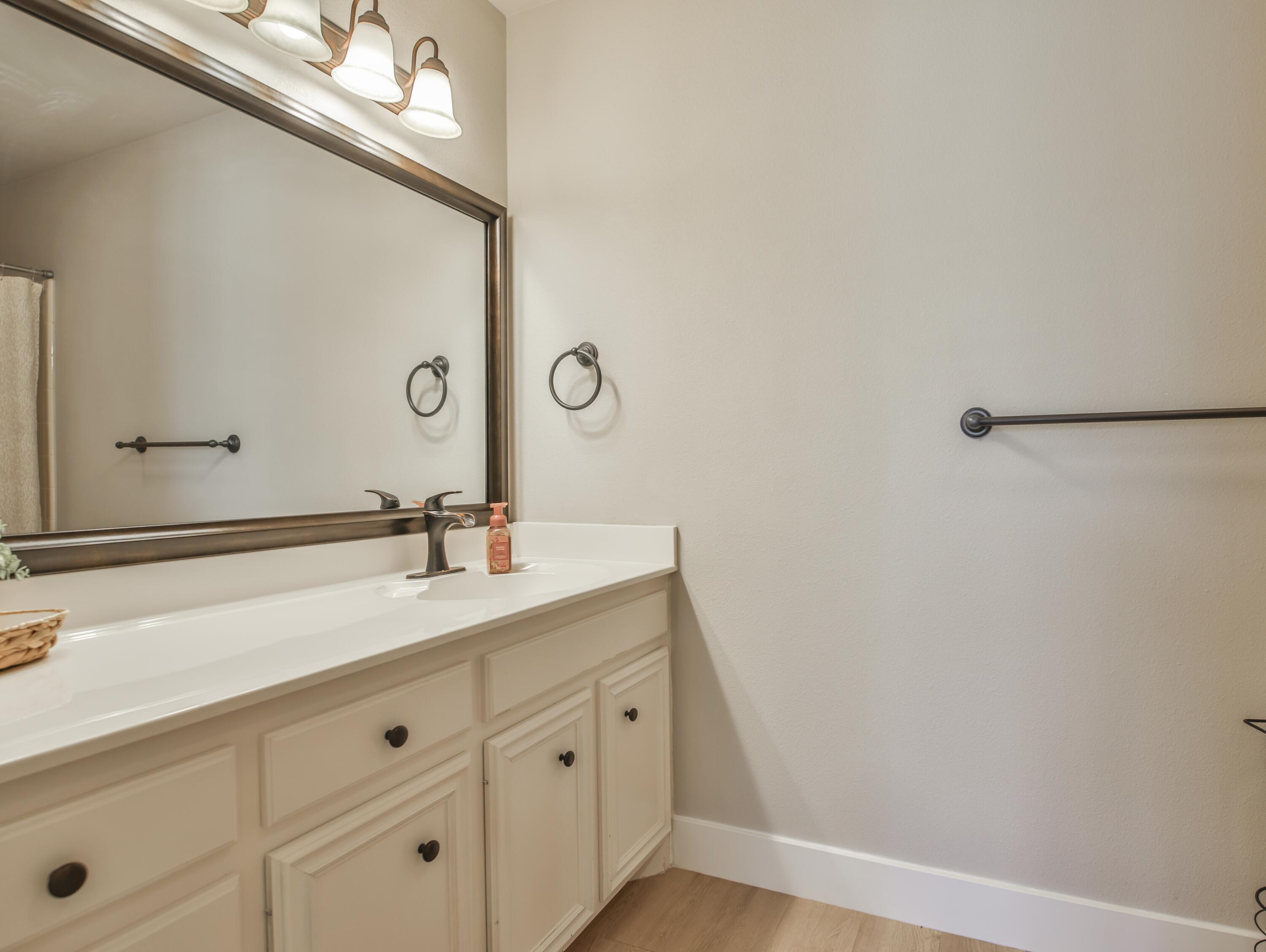 6205 113th Street Lubbock, TX 79424 - Photo 25 of 34 IMG_0416