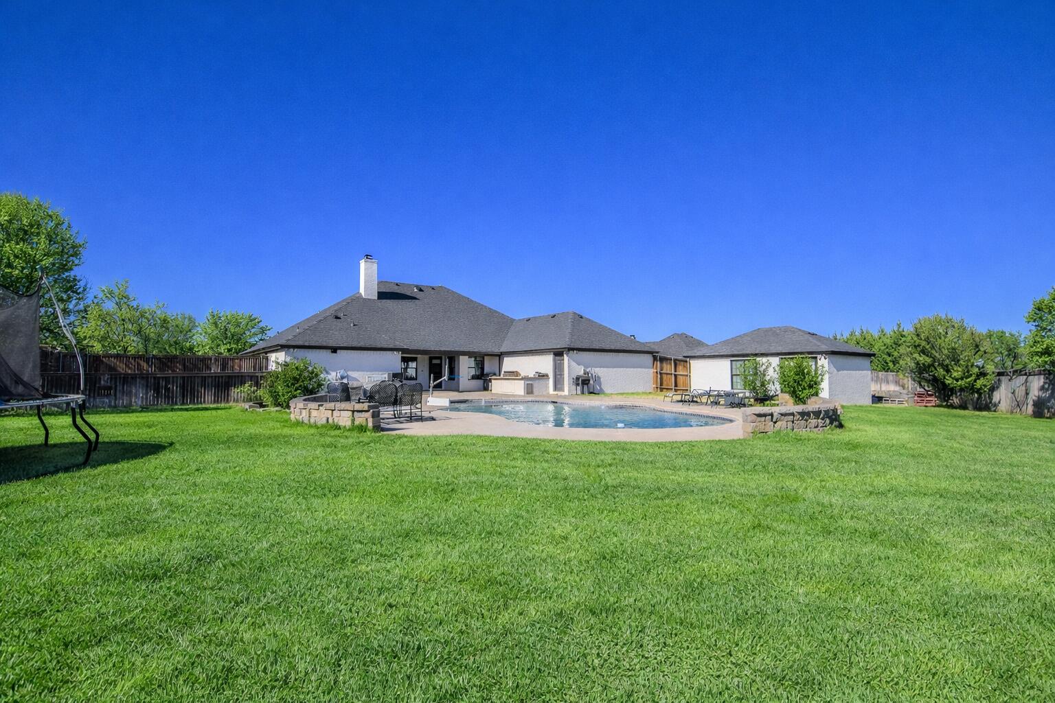 6205 113th Street Lubbock, TX 79424 - Photo 30 of 34 IMG_0465