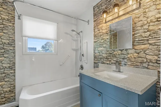 $179,900 | 626 North Franklin Street, Staunton, IL 62088