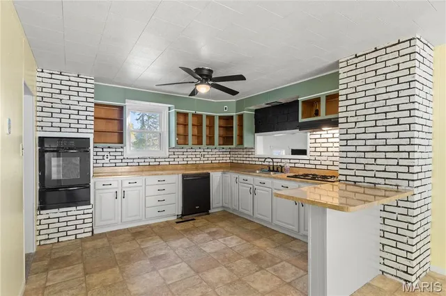 $179,900 | 626 North Franklin Street, Staunton, IL 62088