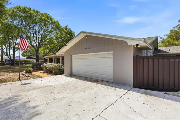 $1,175,000 | 19706 Angel Lane, Odessa, FL 33556