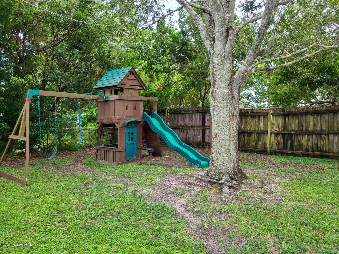 855 Edgewood Road Titusville, FL 32780 - Photo 32 of 37 2020-09-30 15.37.38