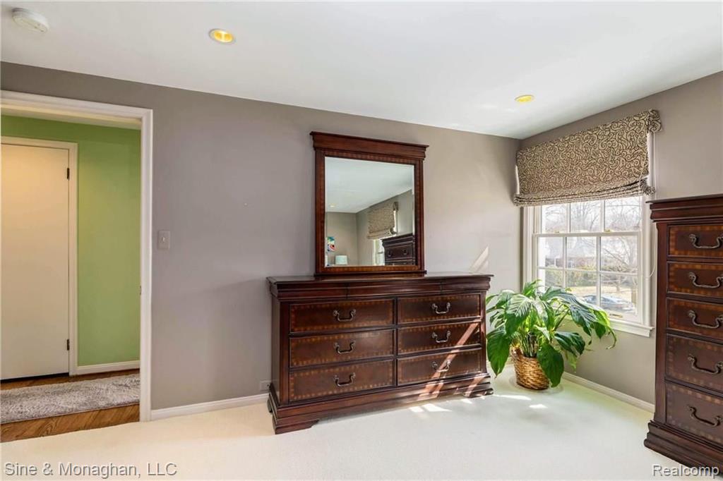 164 Ridgemont Road Grosse Pointe Farms, MI 48236 - Photo 28 of 40