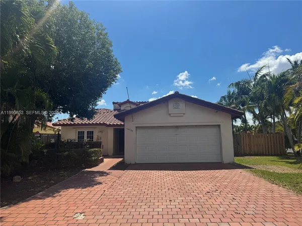 $4,500 | 14750 Southwest 111th Street, Unit 1, Miami, FL 33196