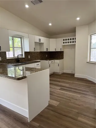 $4,500 | 14750 Southwest 111th Street, Unit 1, Miami, FL 33196