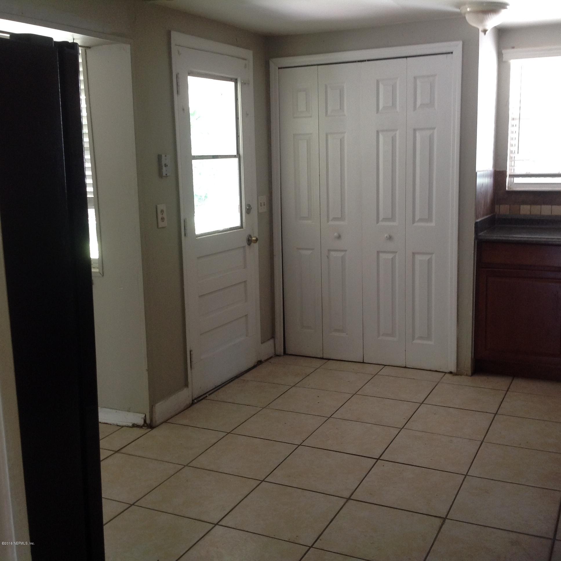 3847 Spring Park Road Jacksonville, FL 32207 - Photo 18 of 24 IMG_4630