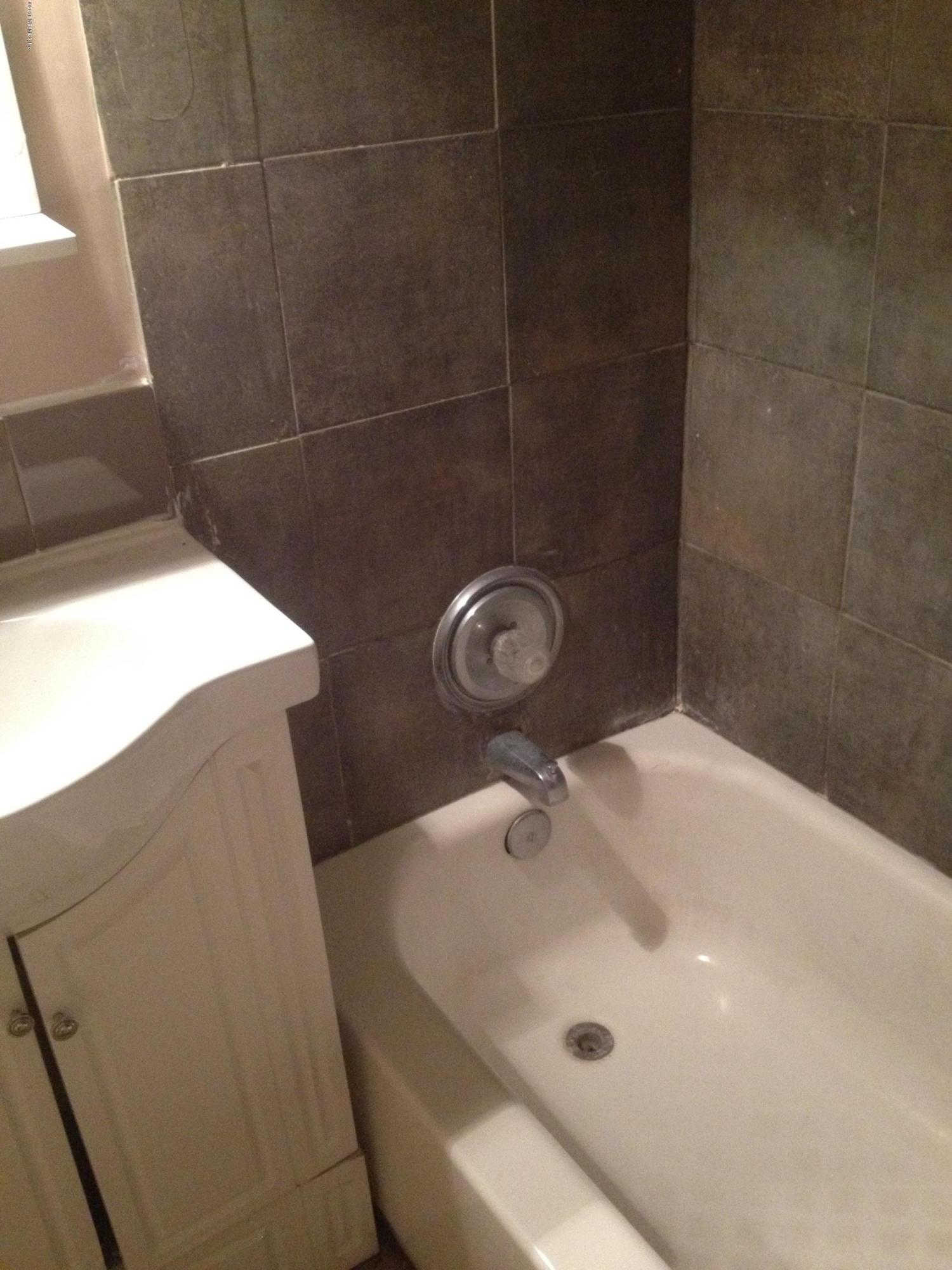 3847 Spring Park Road Jacksonville, FL 32207 - Photo 3 of 24 IMG_4618
