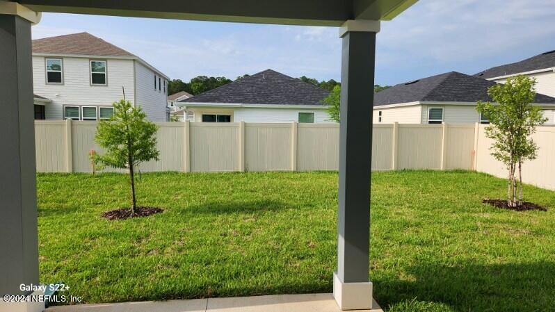 102 Peace River Road St. Johns, FL 32259 - Photo 3 of 7 3- Backyard