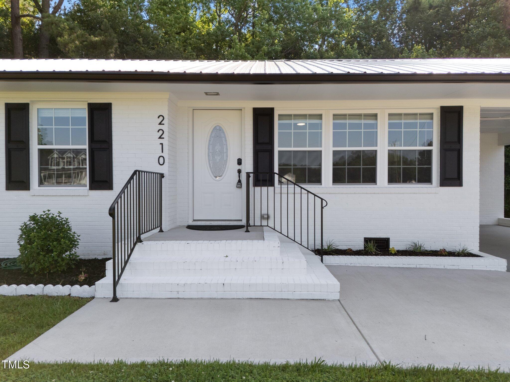 2210 Pilot-Riley Road Zebulon, NC 27597 - Photo 22 of 34 Porch