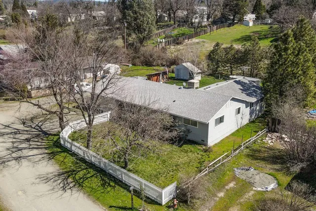 $289,500 | 170 Lower Mill Street, Weaverville, CA 96093