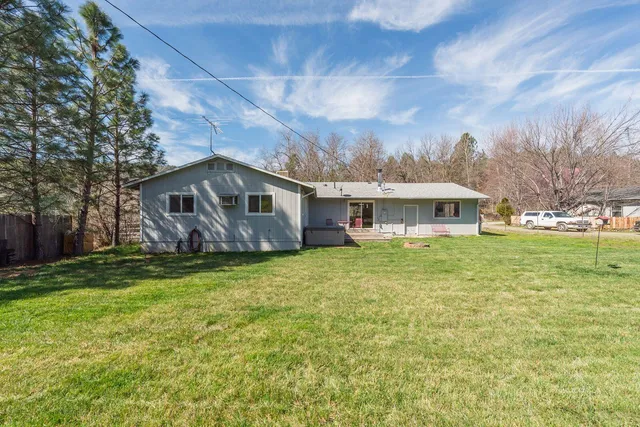 $289,500 | 170 Lower Mill Street, Weaverville, CA 96093