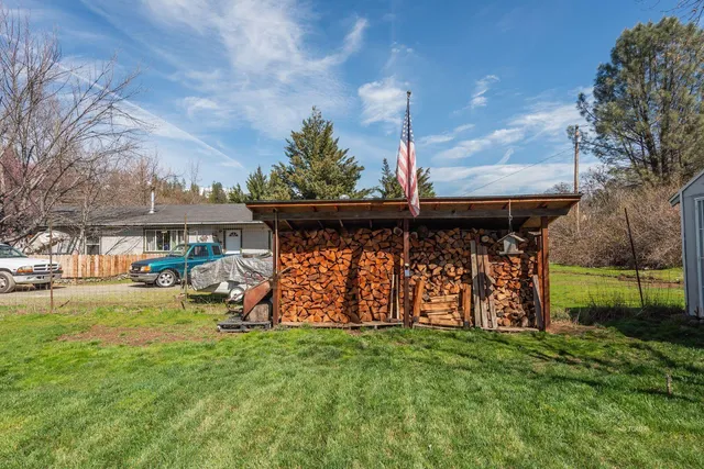 $289,500 | 170 Lower Mill Street, Weaverville, CA 96093