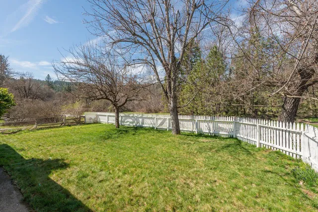 $289,500 | 170 Lower Mill Street, Weaverville, CA 96093