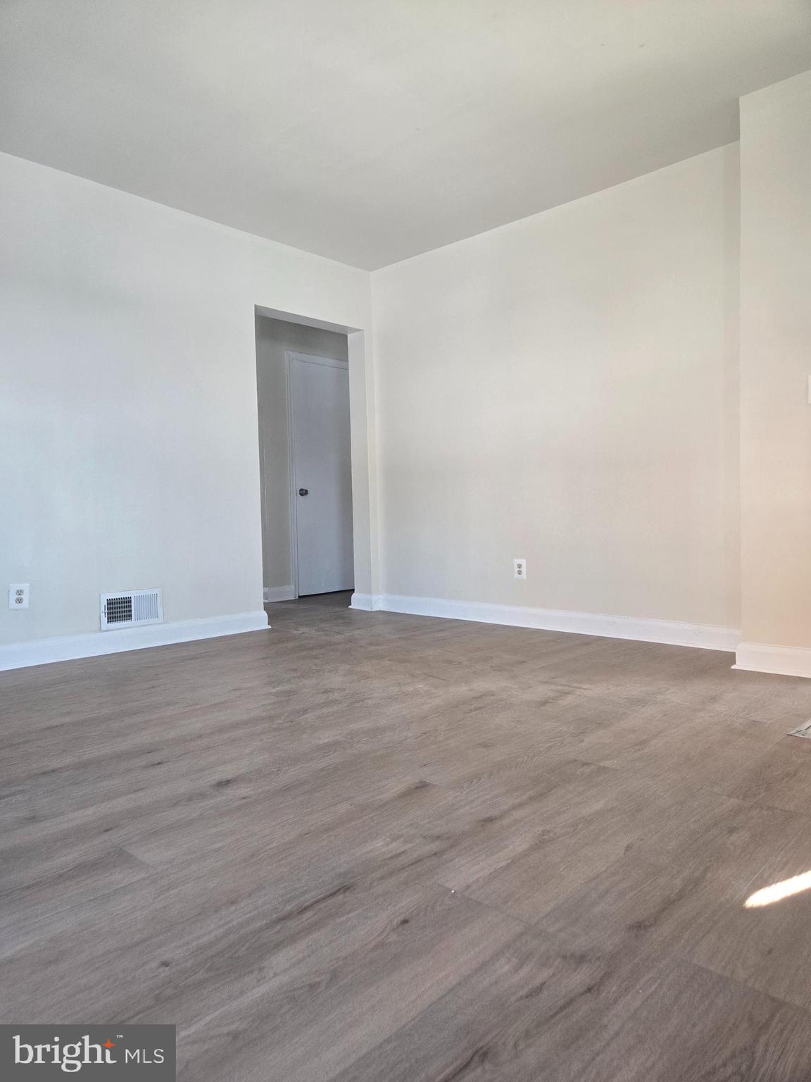 4225 Elsa Terrace, Unit 1 Baltimore, MD 21211 - Photo 2 of 6 living room