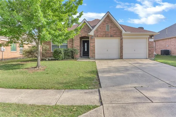 $1,895 | 1225 Roping Reins Way, Fort Worth, TX 76052
