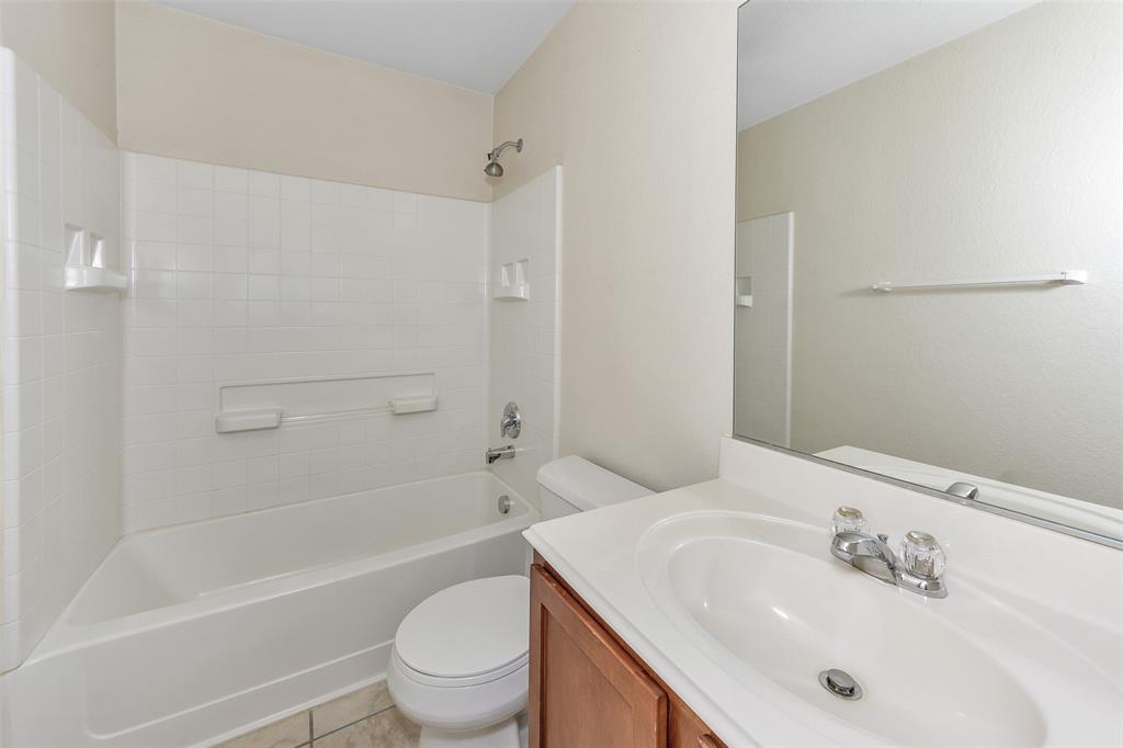 1225 Roping Reins Way Fort Worth, TX 76052 - Photo 24 of 31