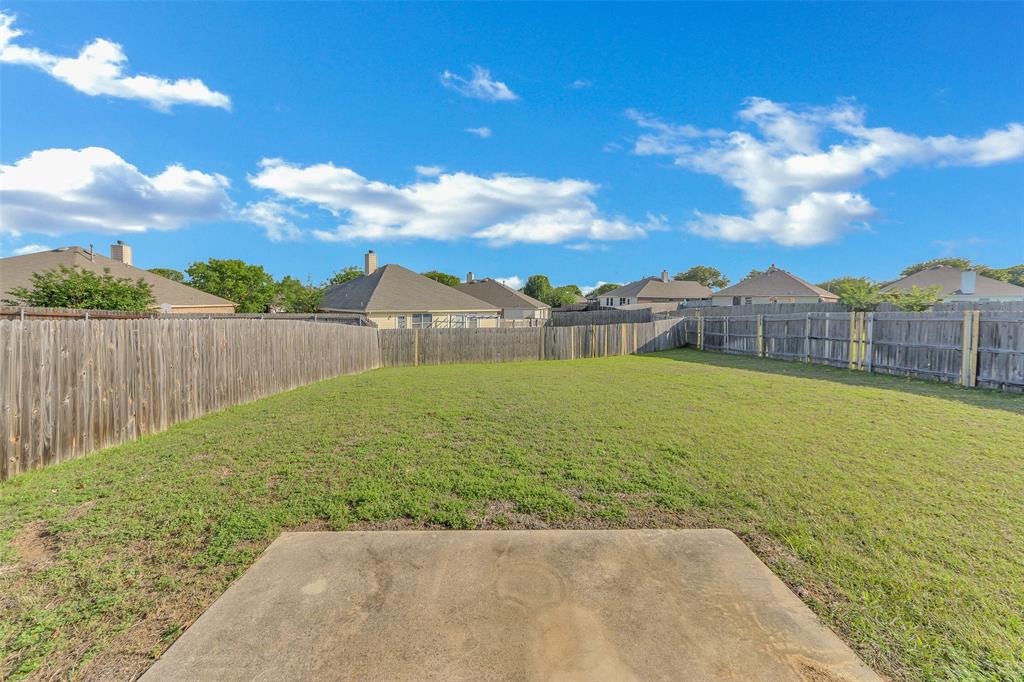 1225 Roping Reins Way Fort Worth, TX 76052 - Photo 28 of 31